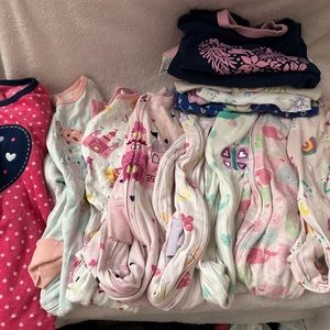 Bundle of long sleeve pajamas